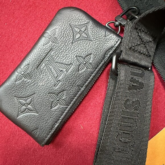 Louis Vuitton Monogram Shadow Calfskin Trio Messenger - Picture 8 of 9